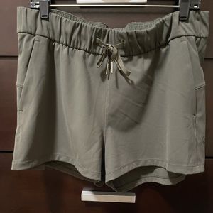 Lululemon shorts size 12